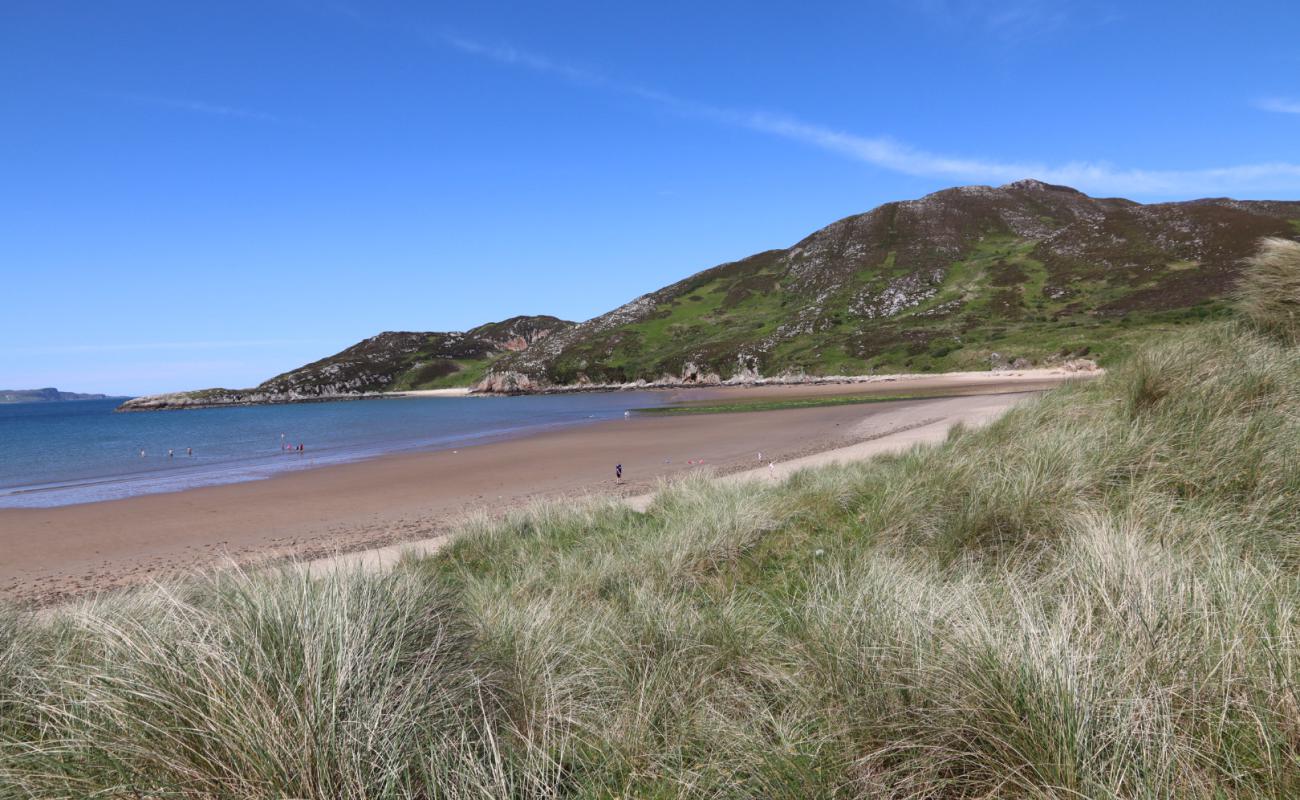 Foto af Buncrana Beach med lys sand overflade