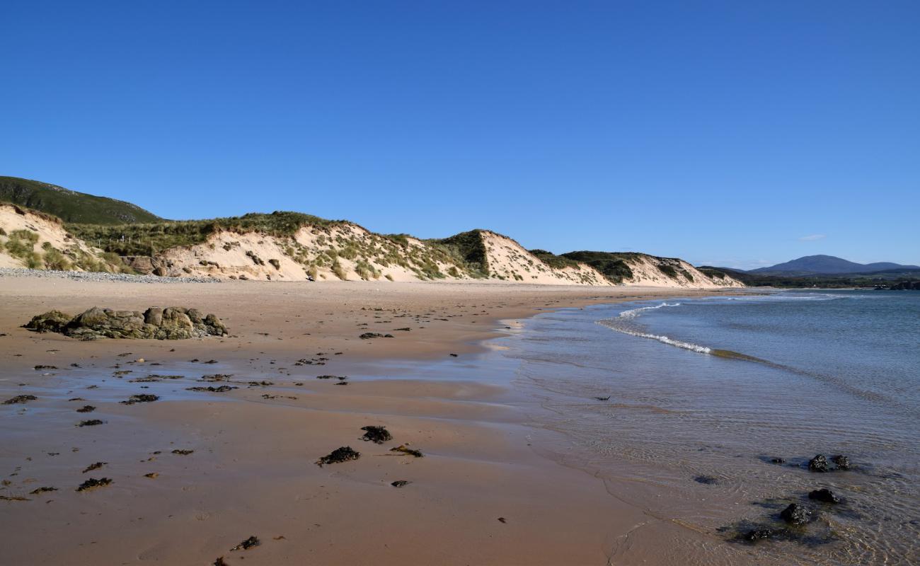 Foto af Five finger Beach med lys sand overflade