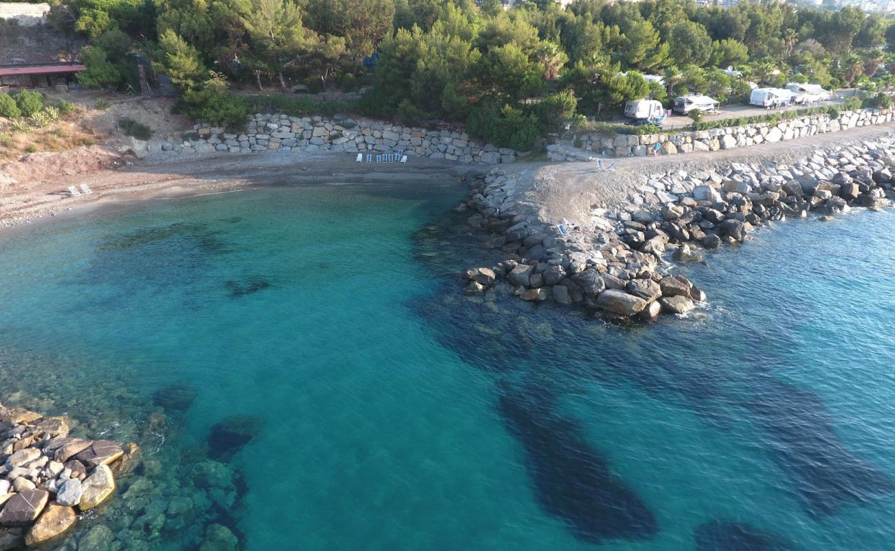 Foto af Volo beach med grå fin sten overflade