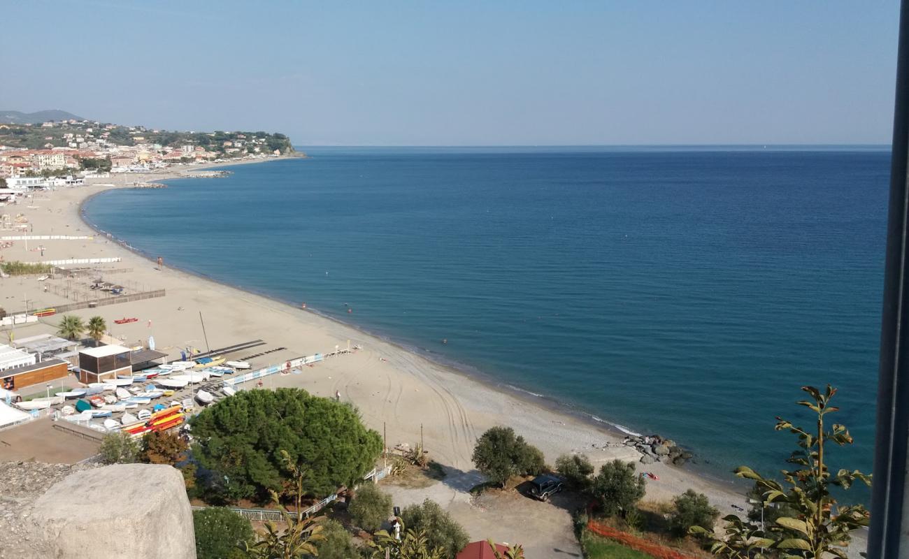 Foto af Soleluna beach med brunt sand overflade