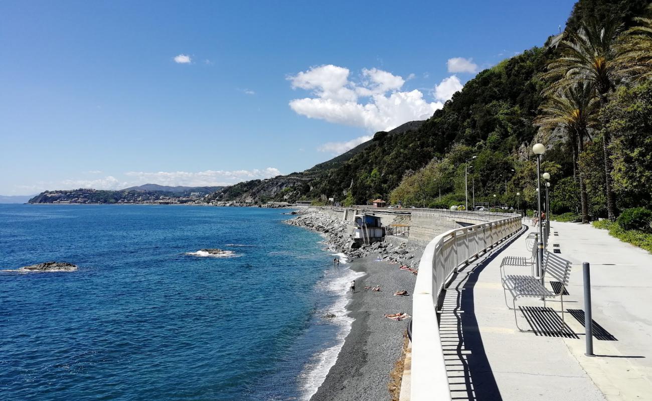 Foto af Nave beach med grå fin sten overflade