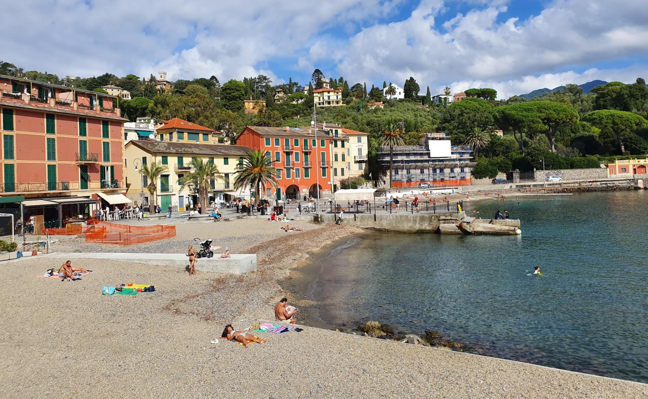 Foto af Spiaggia Travello med grå fin sten overflade