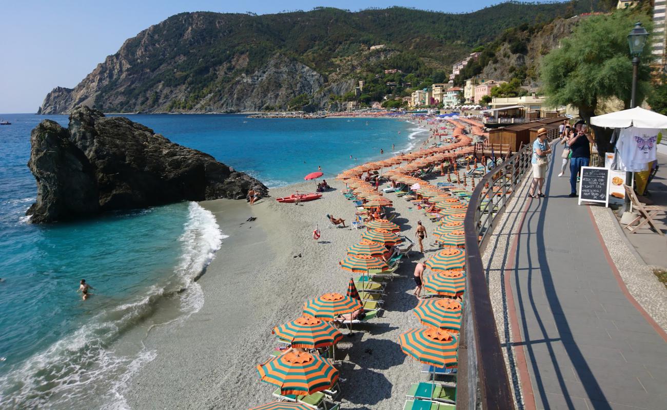 Foto af Spiaggia Moneglia med brunt sand overflade