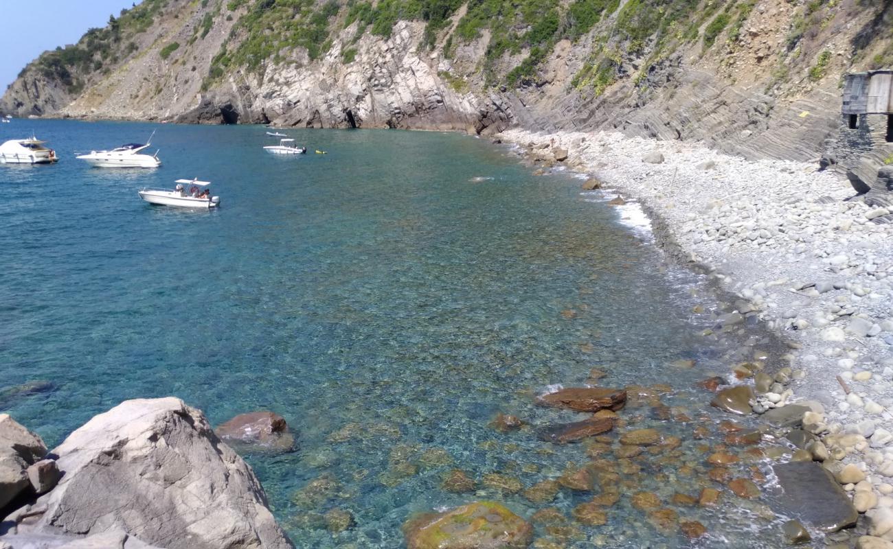 Foto af Spiaggia del Nacche med grå sten overflade