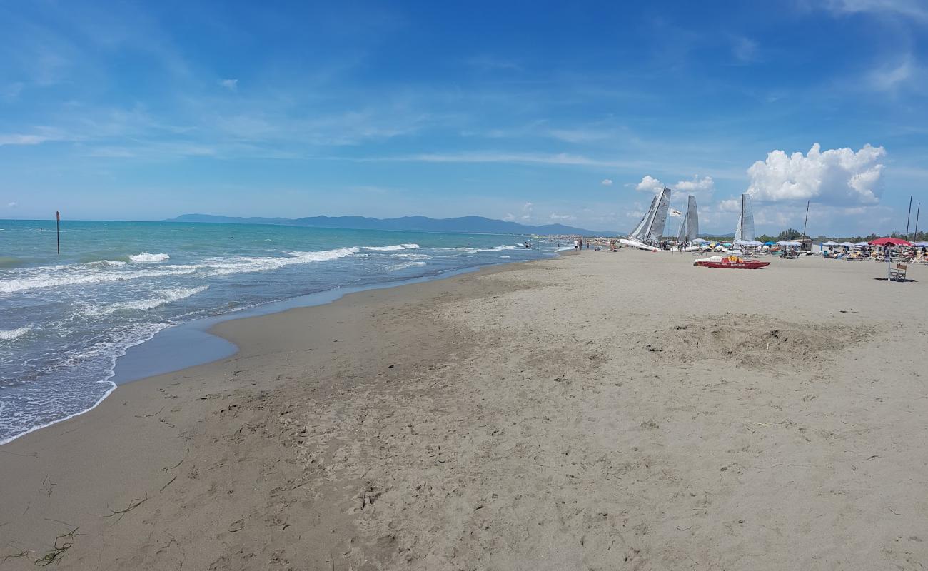 Foto af Spiaggia Principina a Mare med brunt sand overflade