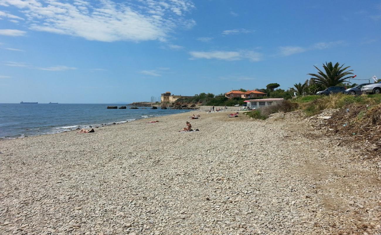 Foto af Bumba Beach med grå sten overflade