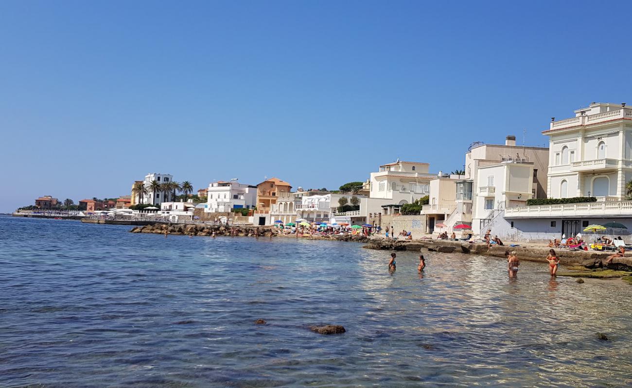 Foto af Santa Marinella beach II med brunt sand overflade