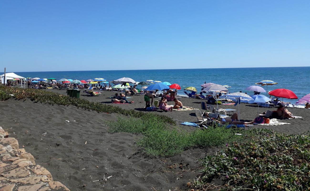 Foto af Spiaggia di Ladispoli med brunt sand overflade