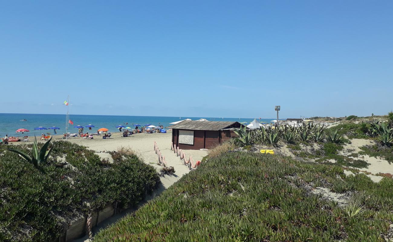 Foto af Zingarini beach med brunt sand overflade