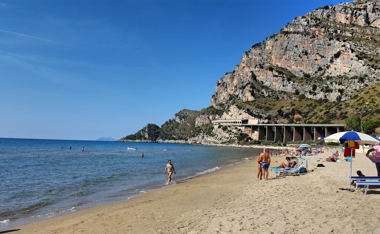 Foto af Spiaggia di Sant' Agostino med brunt sand overflade