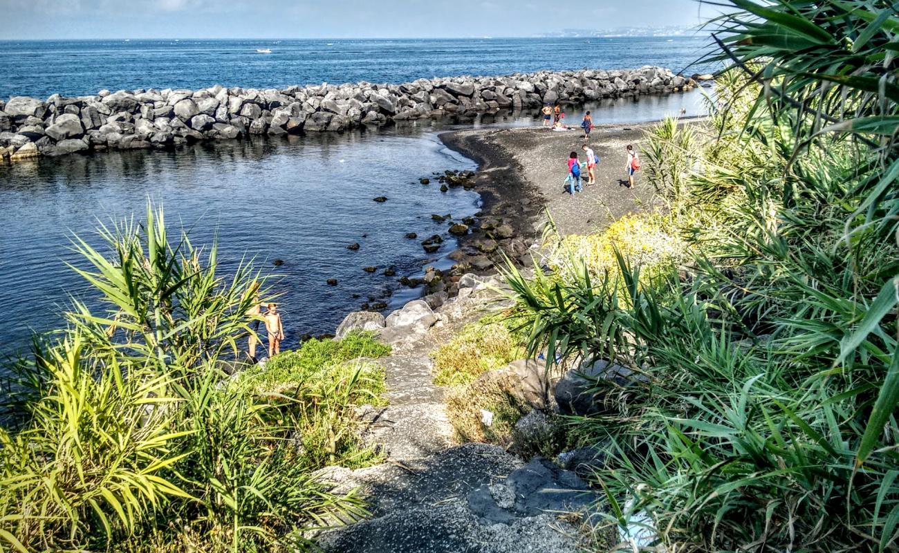 Foto af Il laghetto med sten overflade