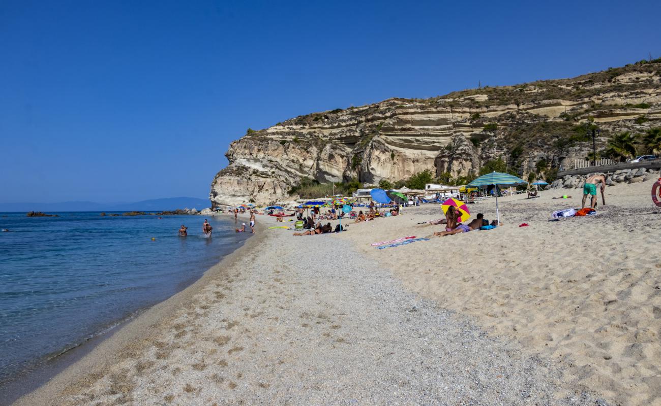 Foto af Spiaggia Libera Di Zambrone med let fin sten overflade