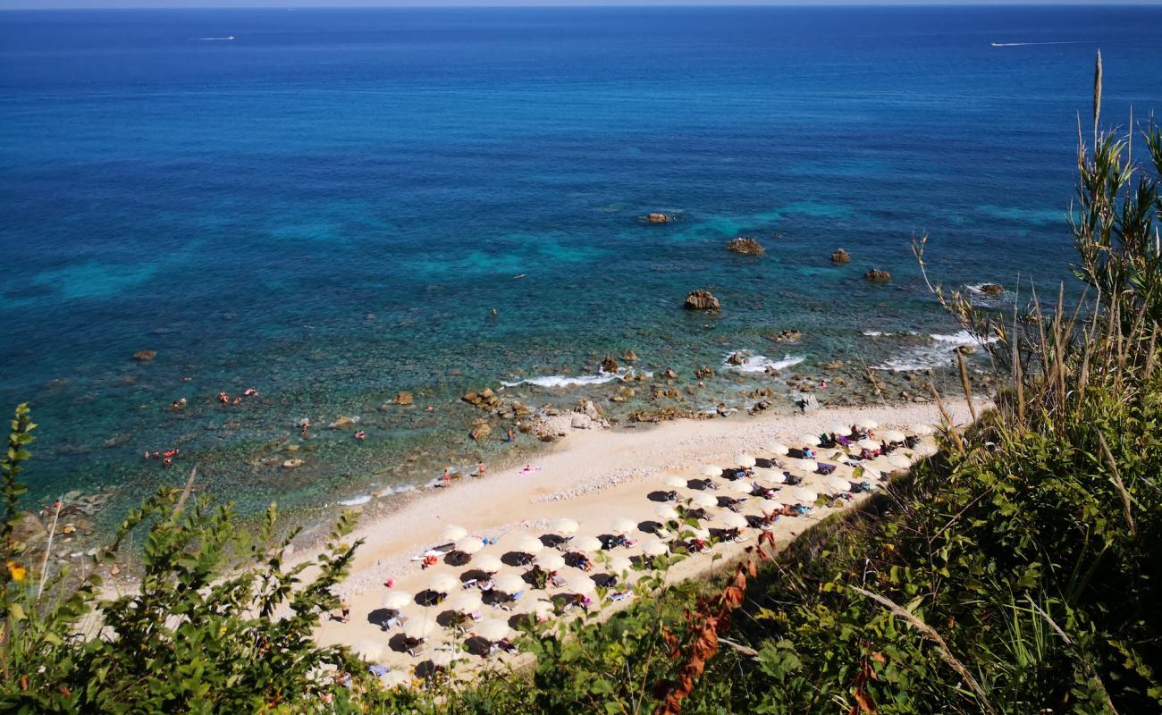 Foto af Spiaggia Michelino II med sten overflade