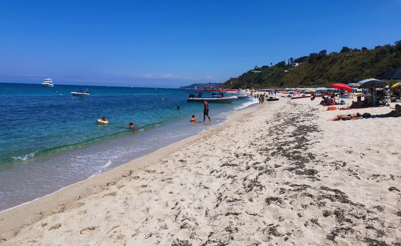 Foto af Spiaggia di Vardano med lys sand overflade