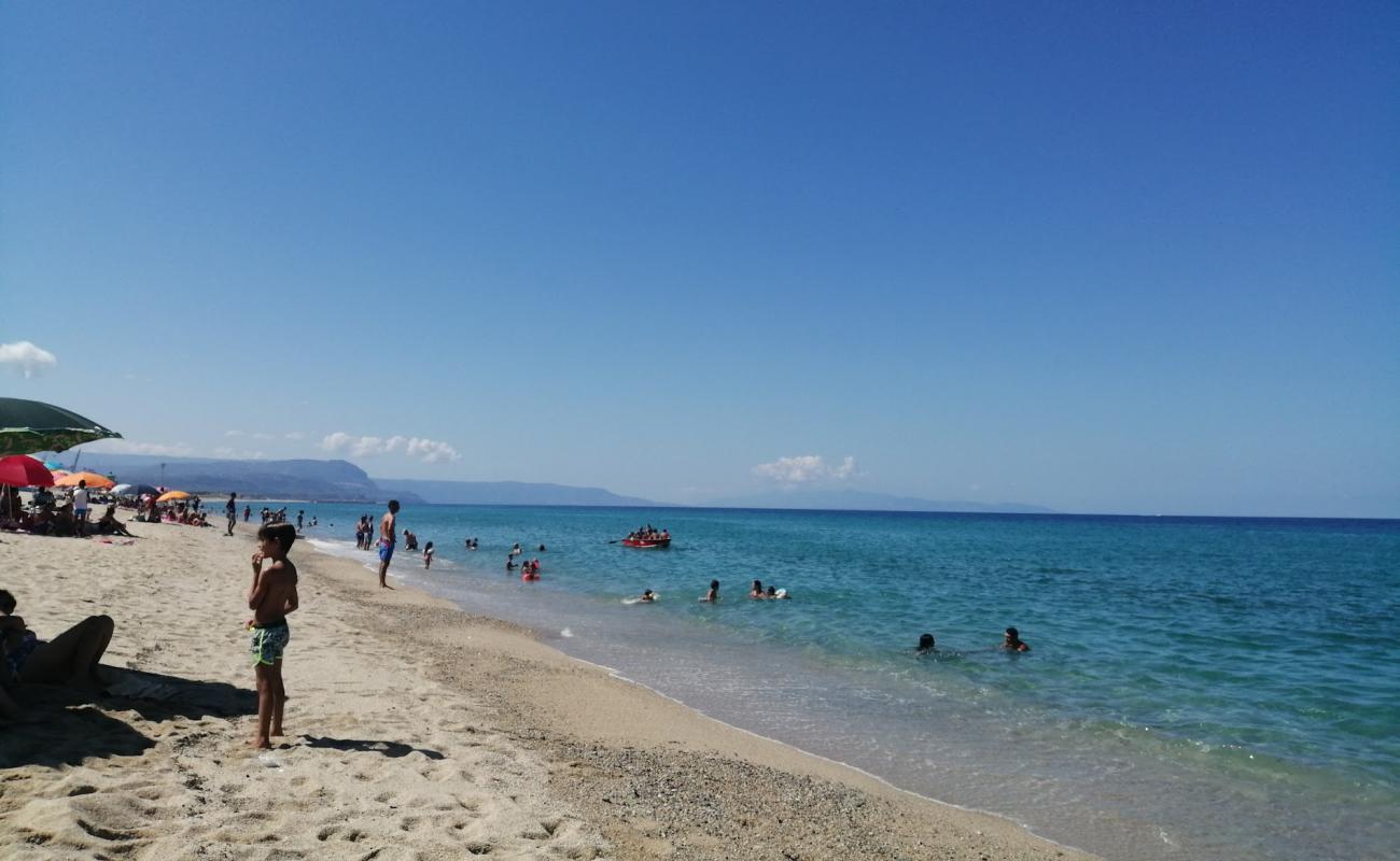 Foto af Spiaggia San Ferdinando med lys fint sand overflade