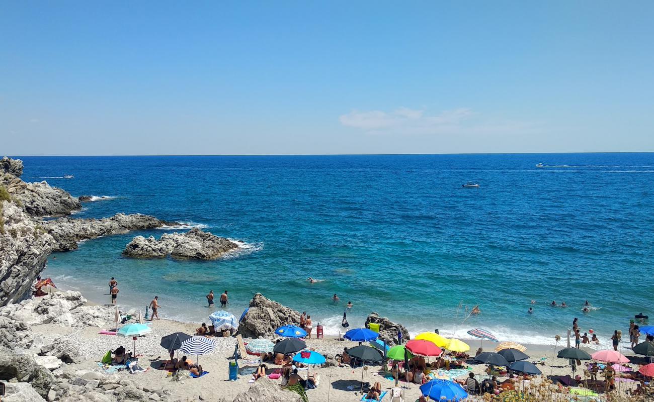 Foto af Copanello Beach II med gråt sand og småsten overflade