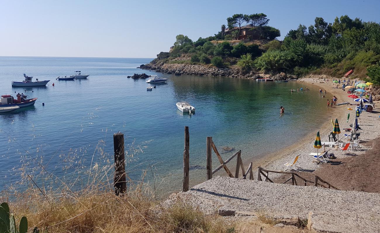 Foto af Porticciolo II med brunt sand overflade