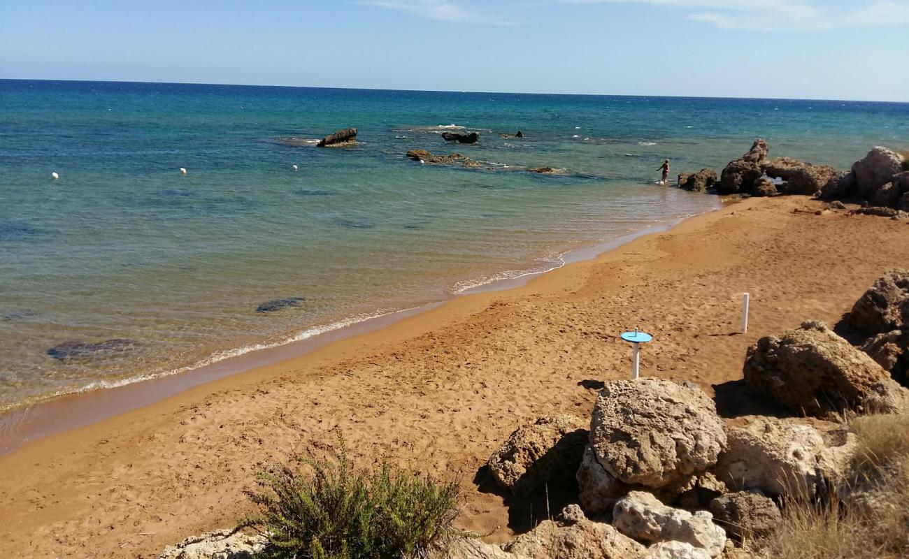 Foto af Fratte III beach med fin brunt sand overflade