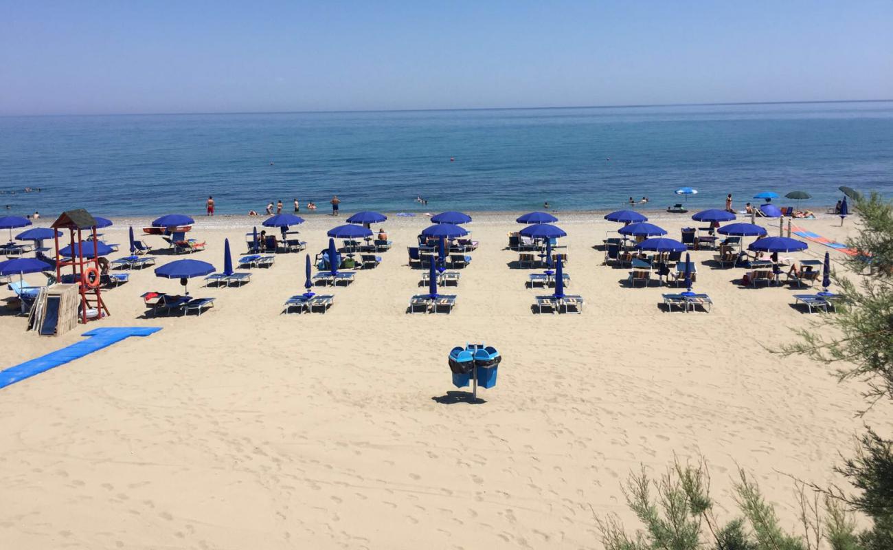 Foto af Mandatoriccio-Campana beach med brunt sand overflade