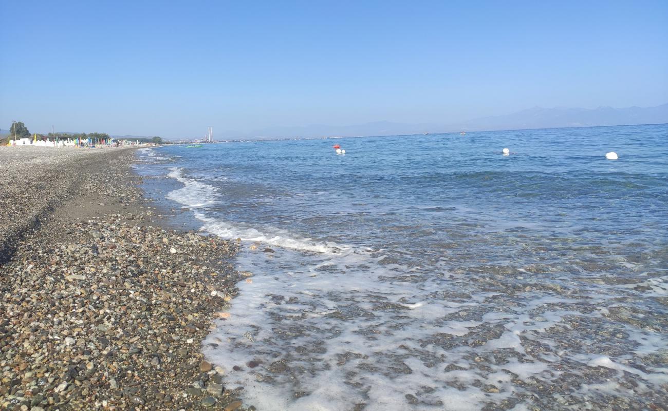 Foto af Gammicella beach med gråt sand og småsten overflade