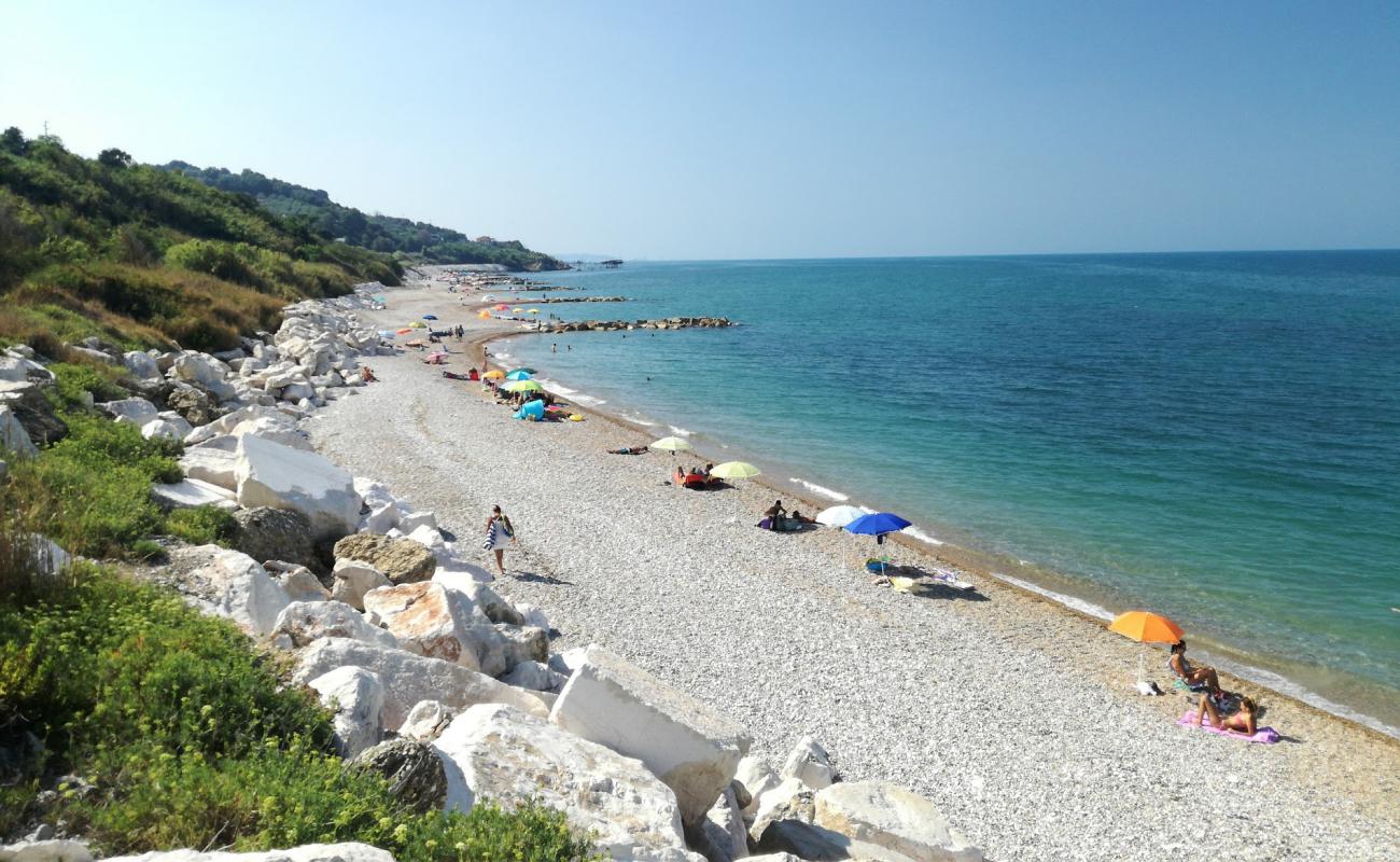 Foto af Spiaggia della Foce med let sten overflade