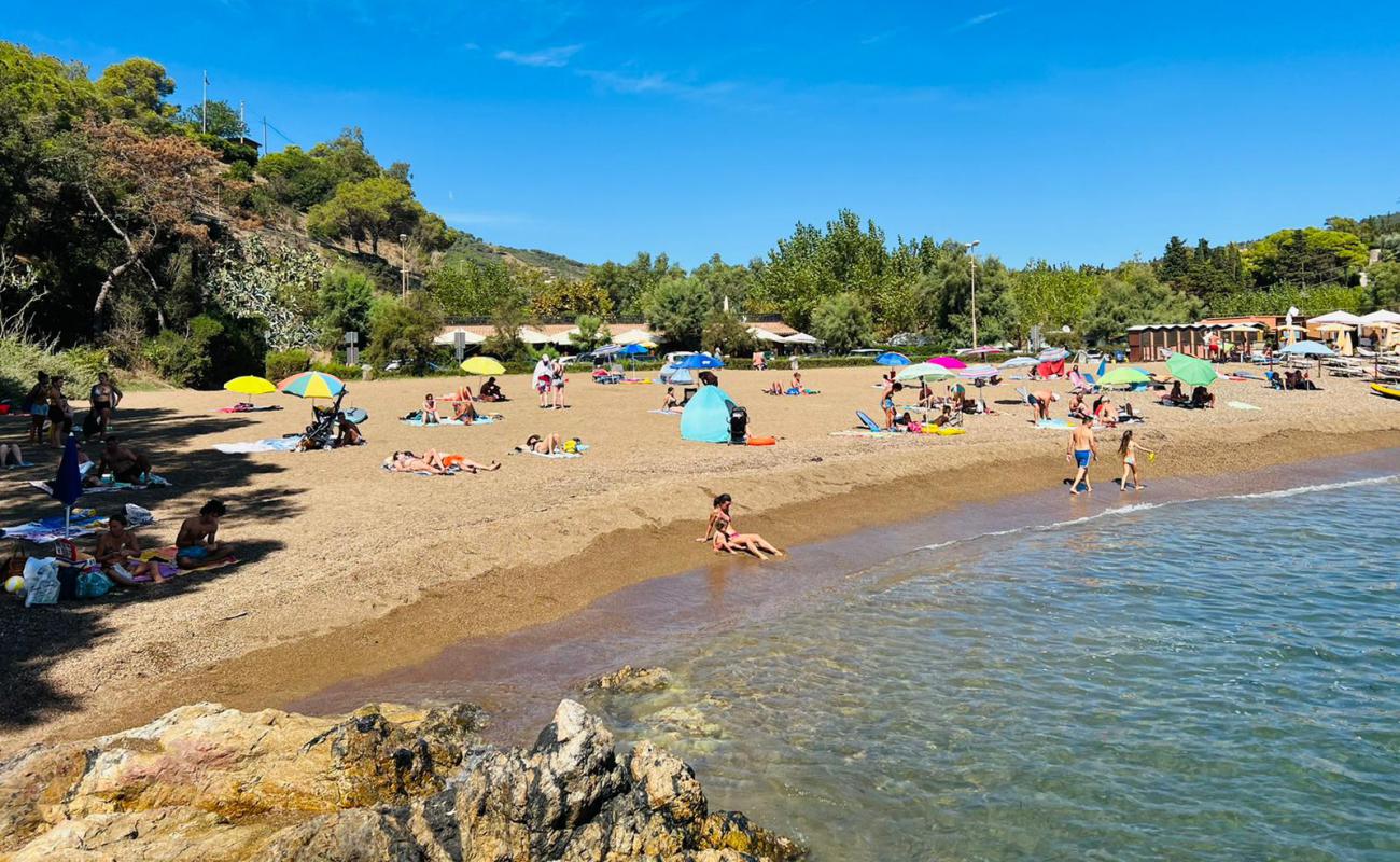 Foto af Barbarossa Strand med let sand og småsten overflade