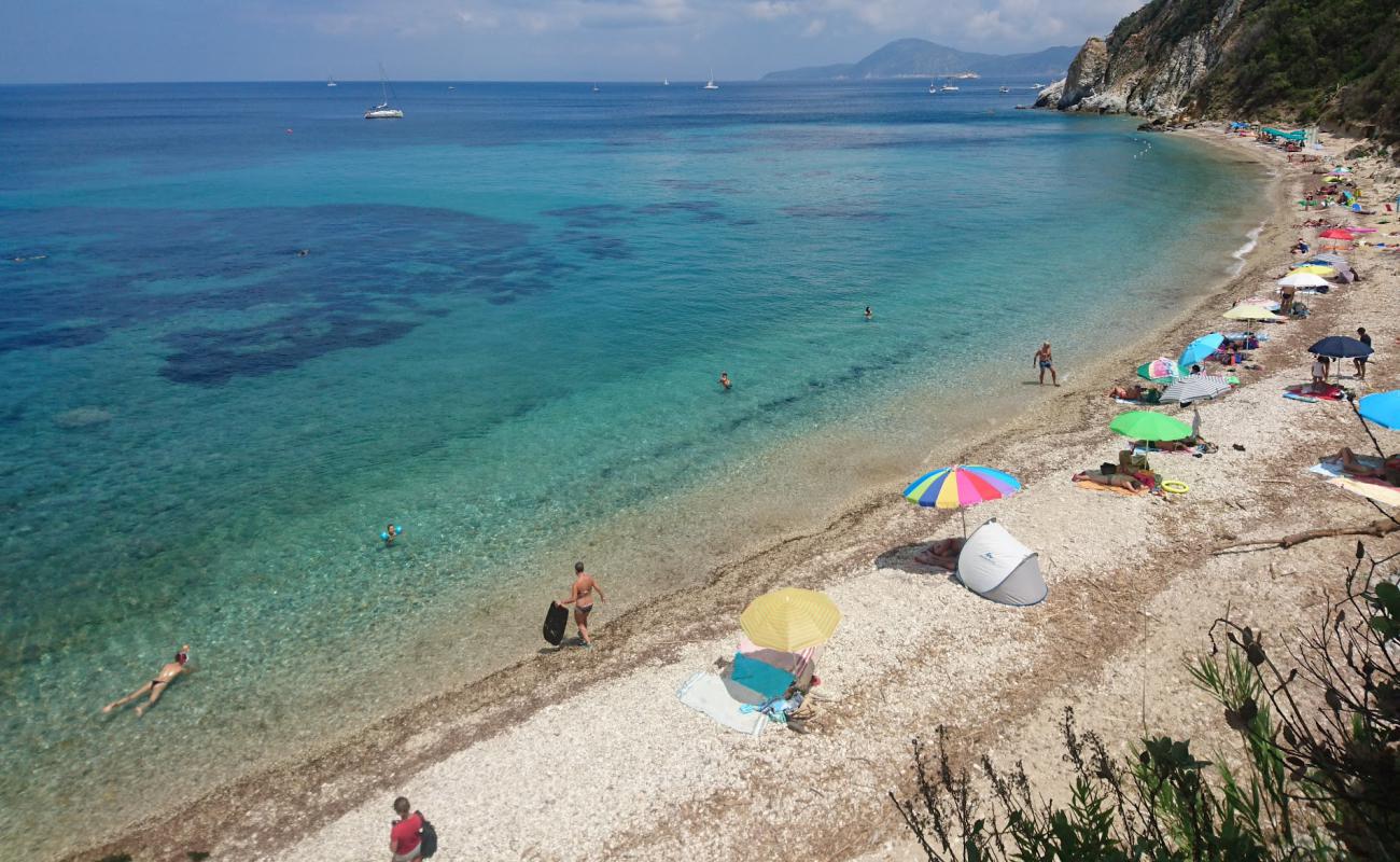 Foto af Spiaggia di Seccione med hvid sten overflade