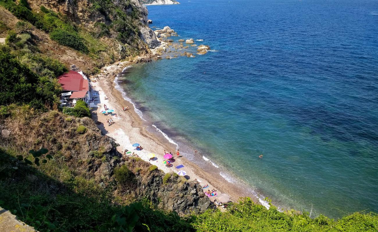 Foto af Spiaggia Le Viste med let sten overflade