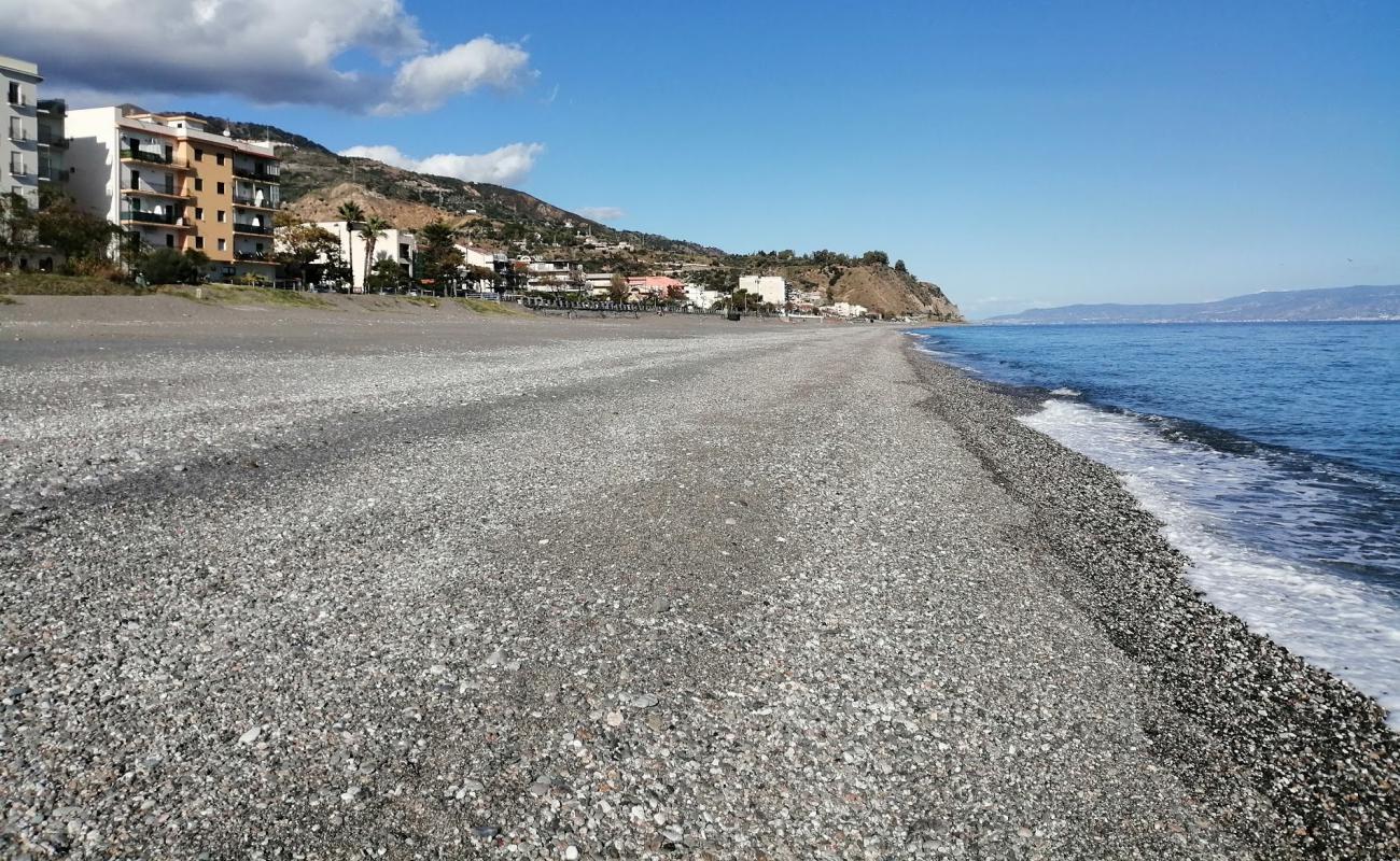 Foto af Ali Terme beach med grå sten overflade