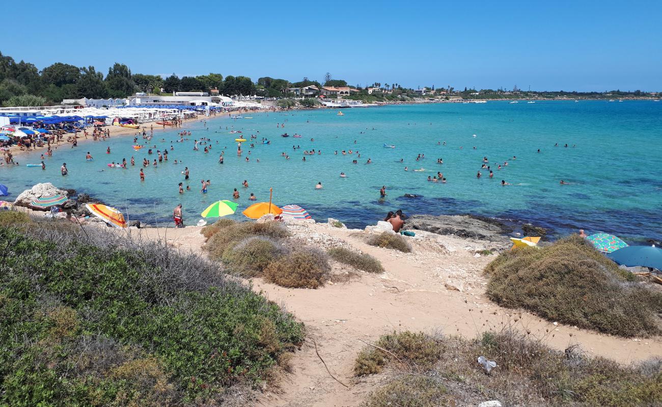 Foto af Arenella Strand med brunt sand overflade