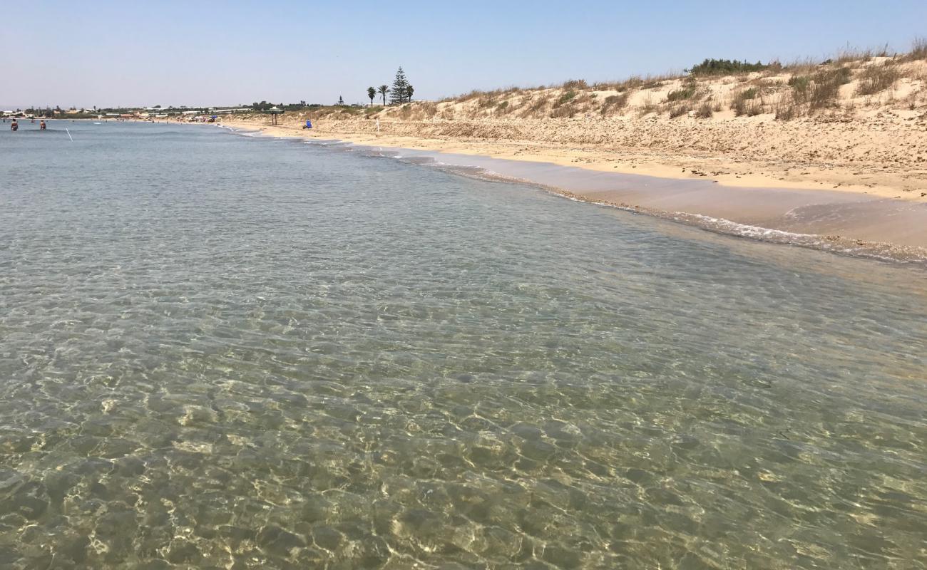 Foto af Spiaggia Scarpitta med brunt sand overflade