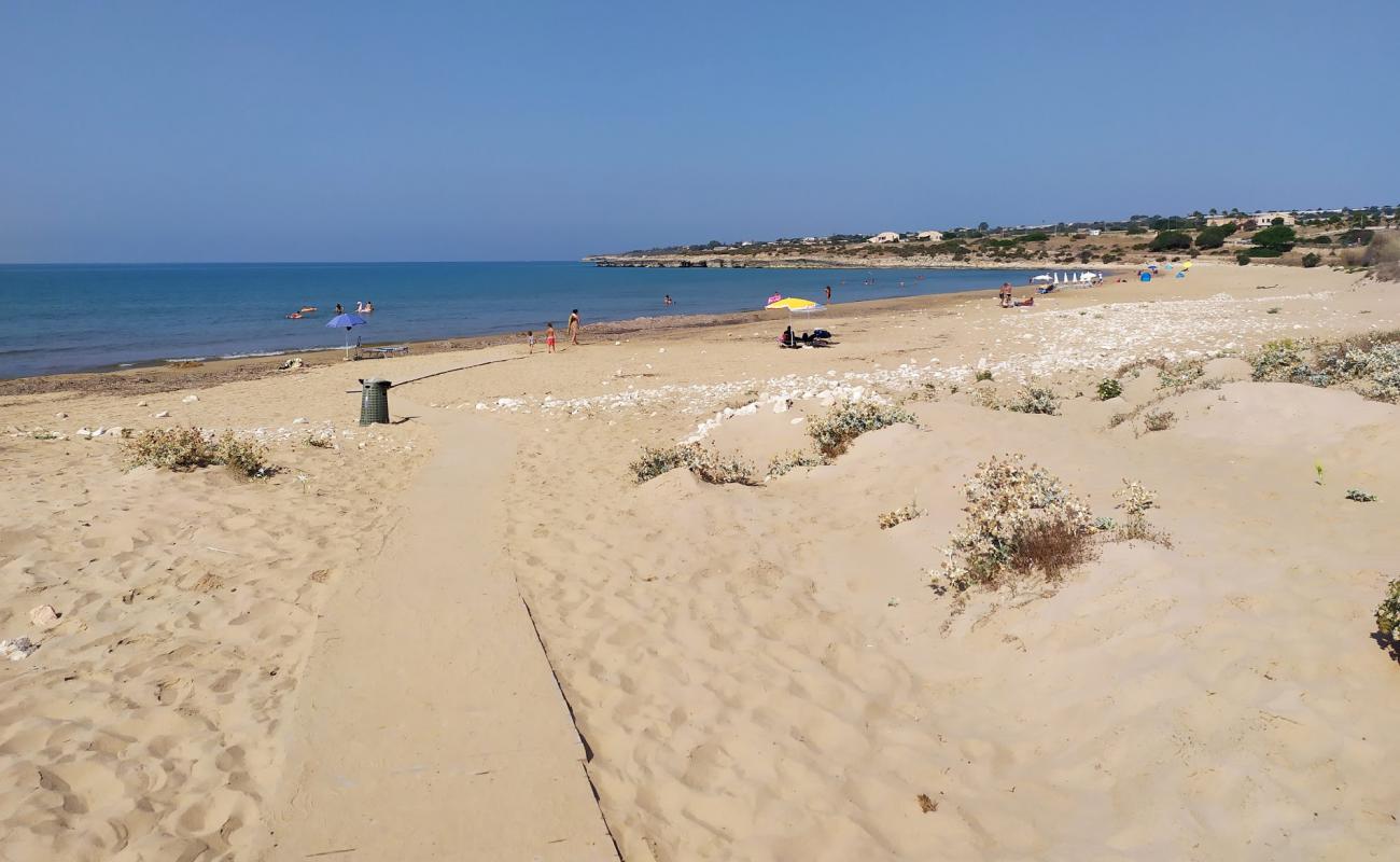 Foto af Costa di Carro med lys fint sand overflade