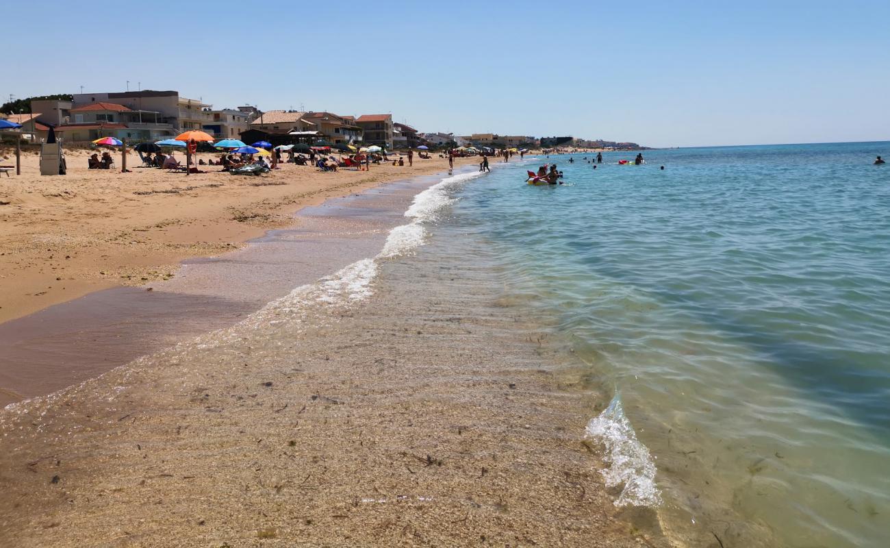 Foto af Villaggio Azzurro med lys sand overflade