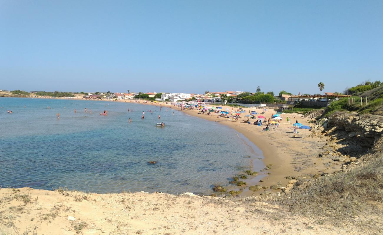 Foto af Punta Braccetto med lys fint sand overflade