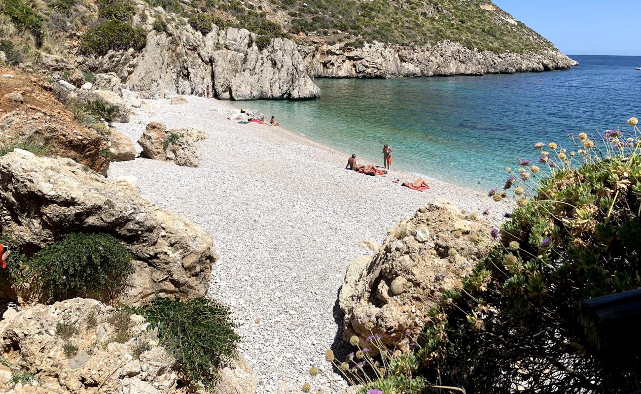 Foto af Zingaro Strand med let sten overflade