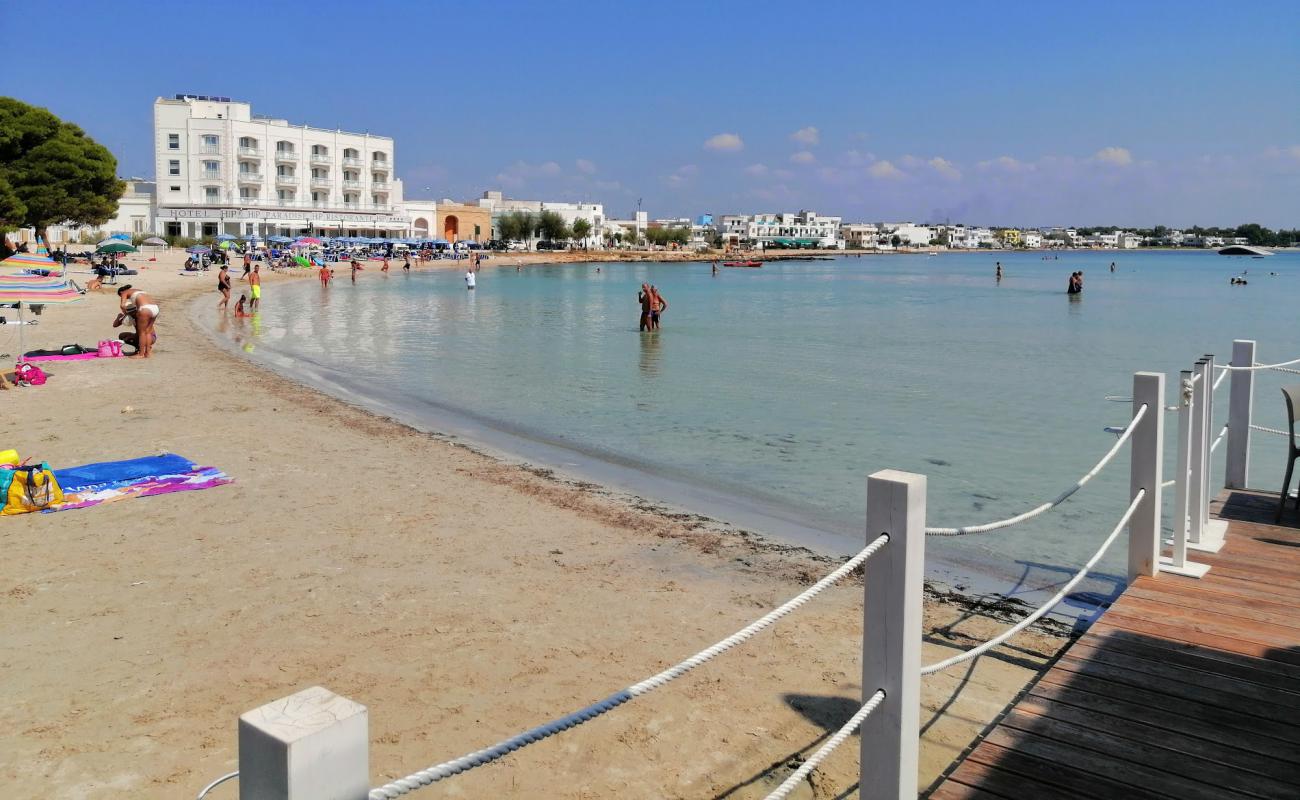 Foto af Spiaggia di Porto Cesareo med lys fint sand overflade