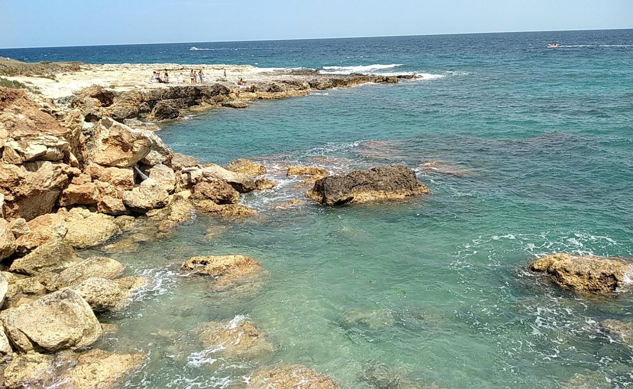 Foto af Cattapignula beach med sten overflade