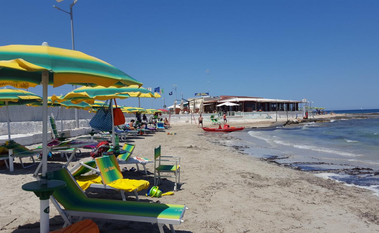 Foto af Spiaggia di Specchiolla med lys sand overflade