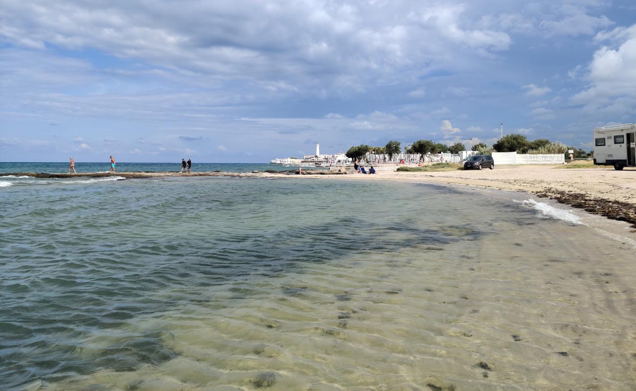 Foto af Spiaggia Torre canne med lys sand overflade