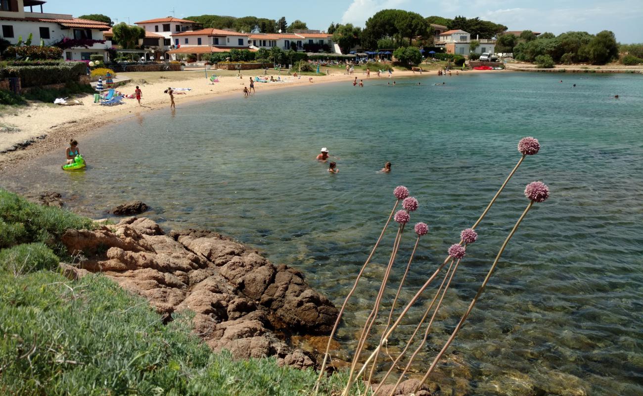 Foto af Porto San Paolo II med brunt sand overflade