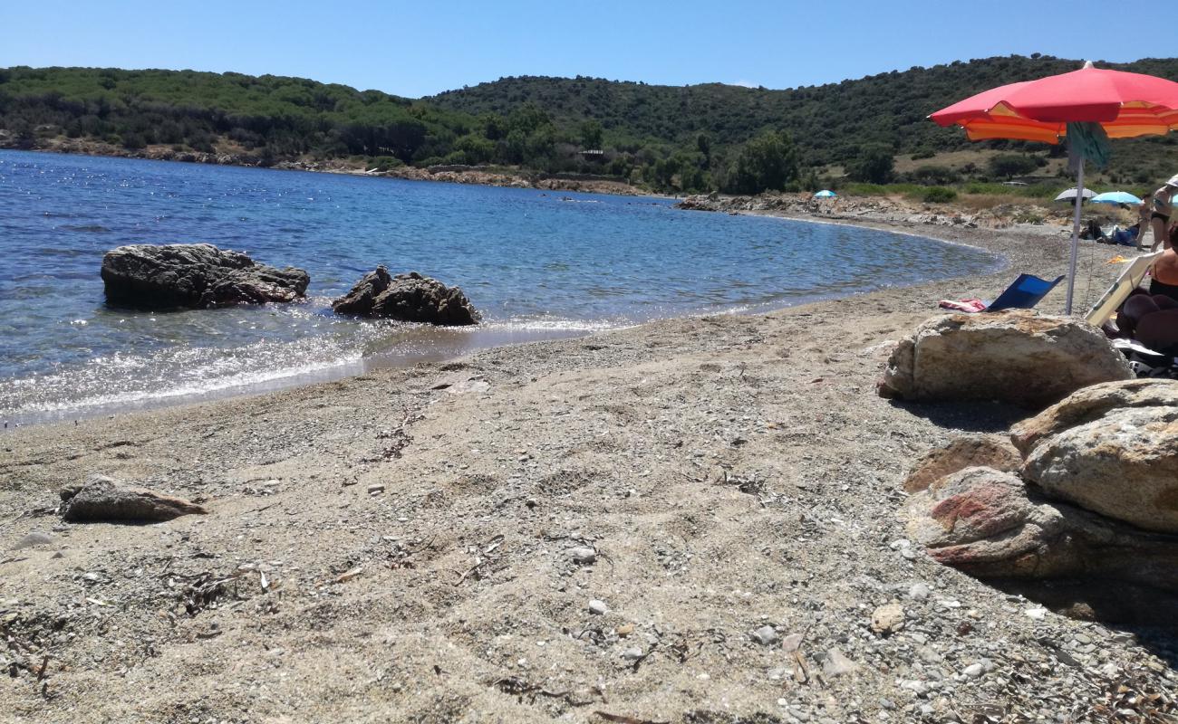 Foto af Spiaggia Isuledda II med let sand og småsten overflade