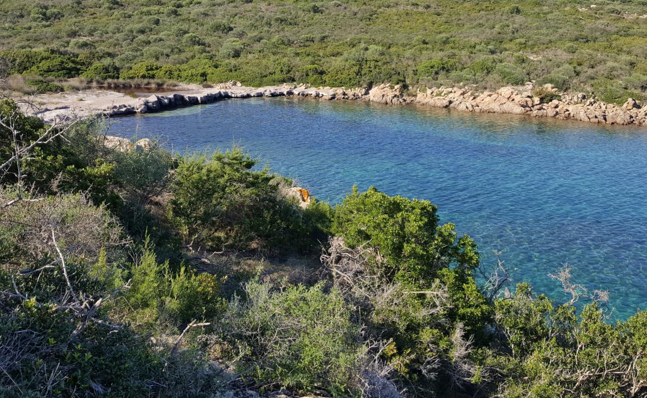 Foto af Cala dei Francesi med sten overflade