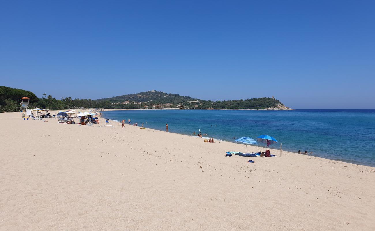 Foto af Spiaggia di Basaura med let fin sten overflade