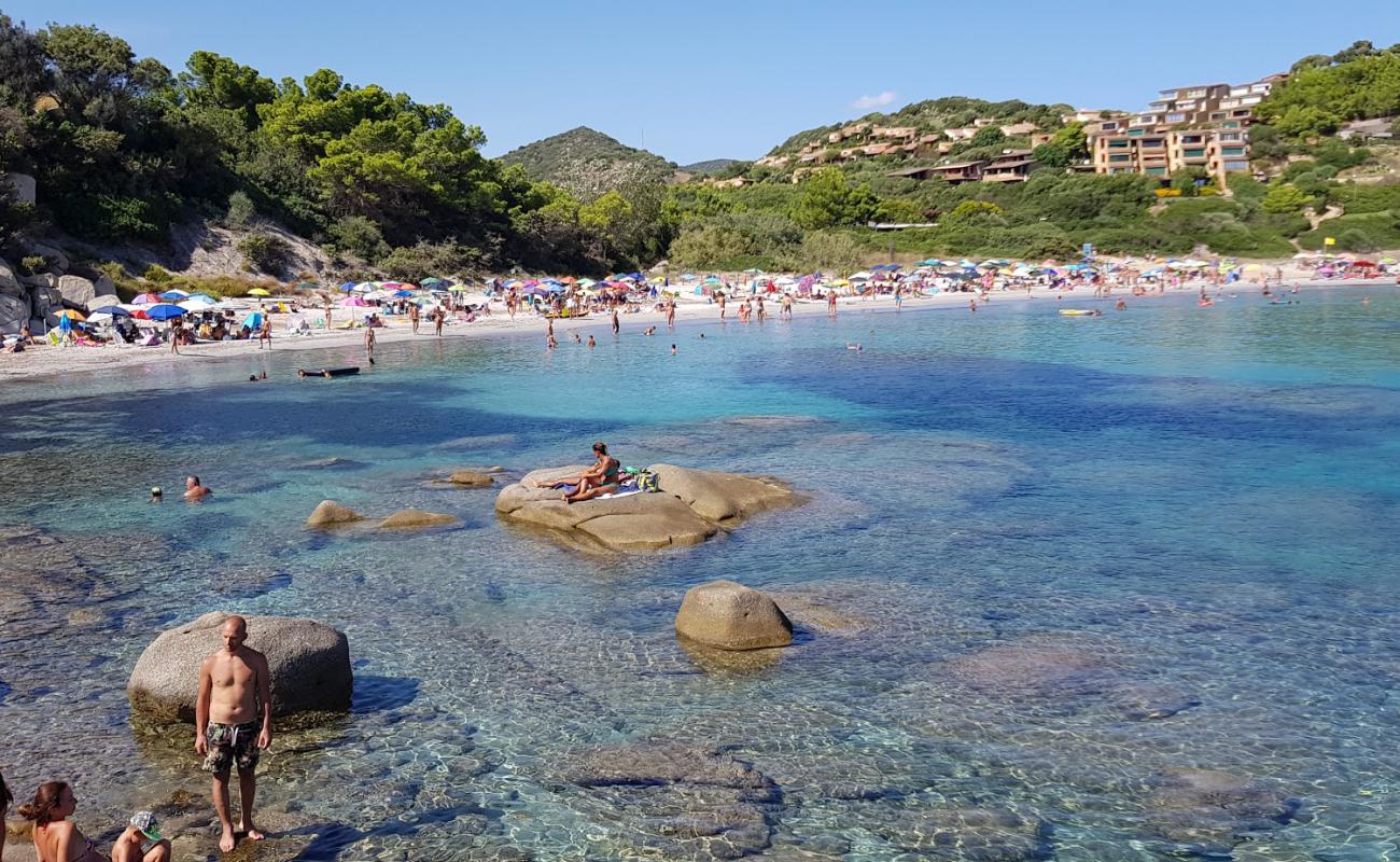 Foto af Simius Strand med lys sand overflade