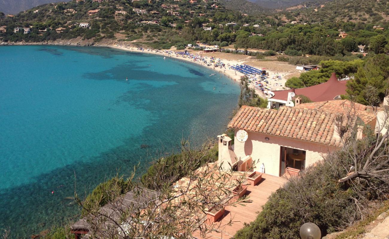 Foto af Spiaggia di Cann'e Sisa med lys sand overflade