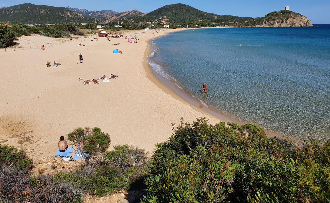 Foto af Chia Sa Colonia Strand med lys fint sand overflade