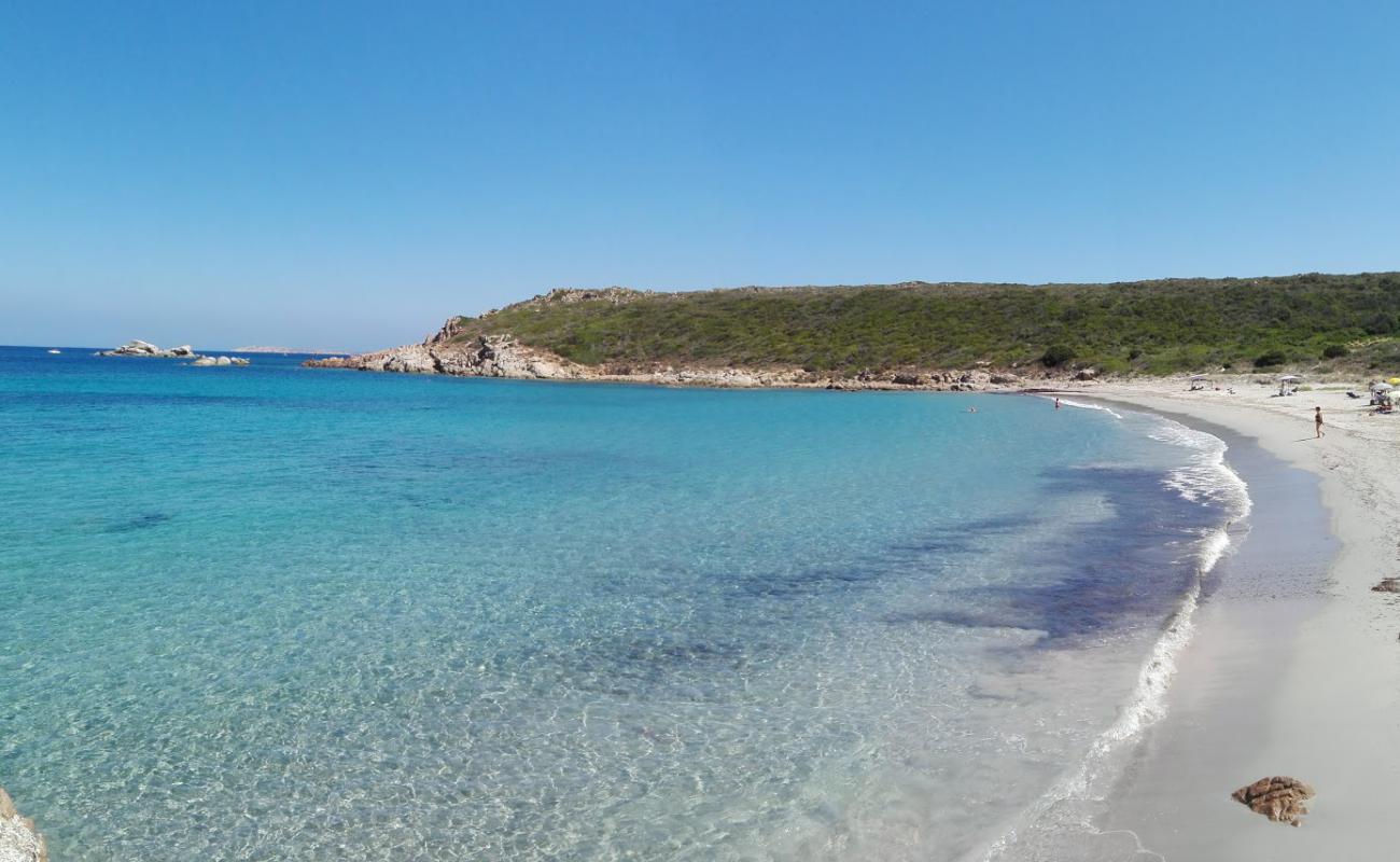 Foto af Spiaggia La Balcaccia med lys sand overflade