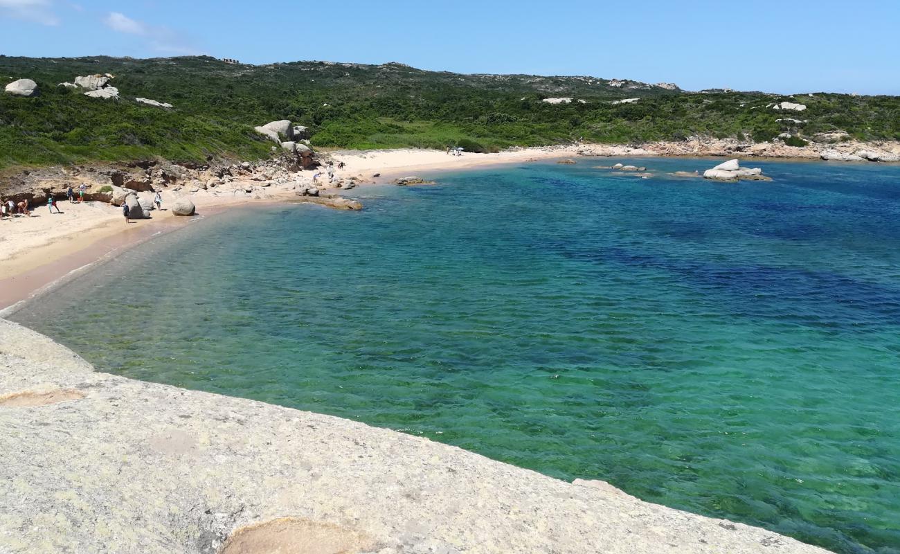 Foto af Spiaggia La Licciola med lys sand overflade