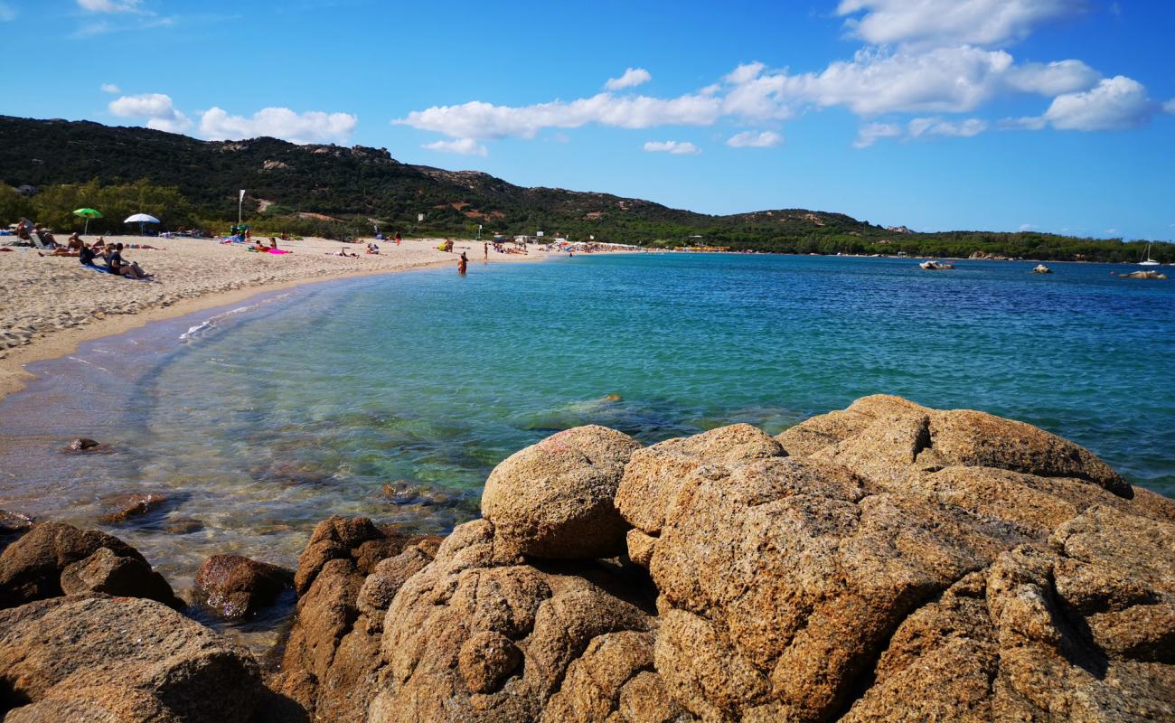 Foto af Mannena Strand med let fin sten overflade