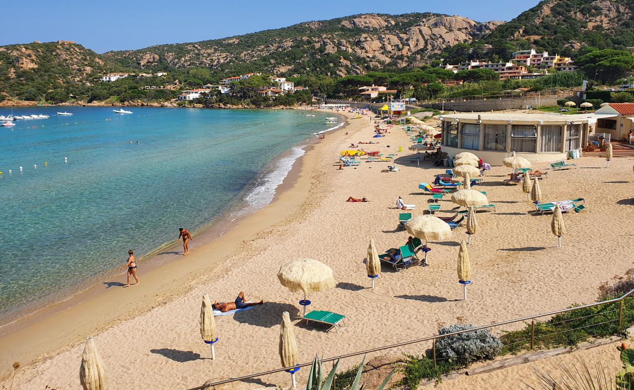 Foto af Cala Battistoni Strand med lys fint sand overflade